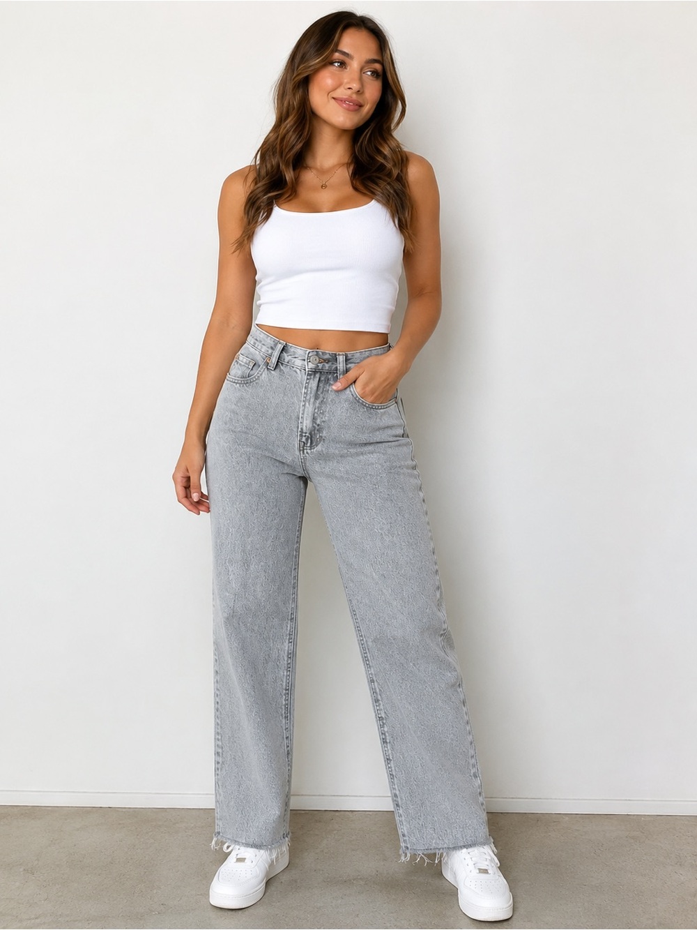 Stradivarius Women’s Gray Acid Wash High Rise Straight Leg Jeans Size 4 Raw Hem
